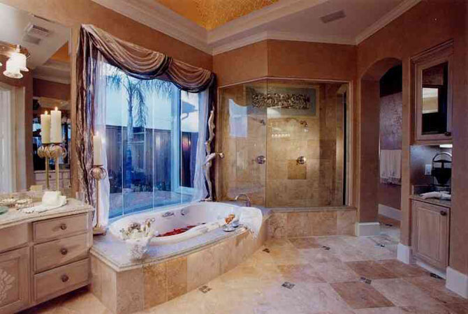 интерьеры ванных комнат с душевой кабиной